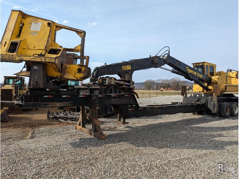2016 Tigercat 234B Log Loader